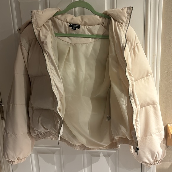 Playboy/Pacsun white puffer jacket XS/S - Picture 7 of 7
